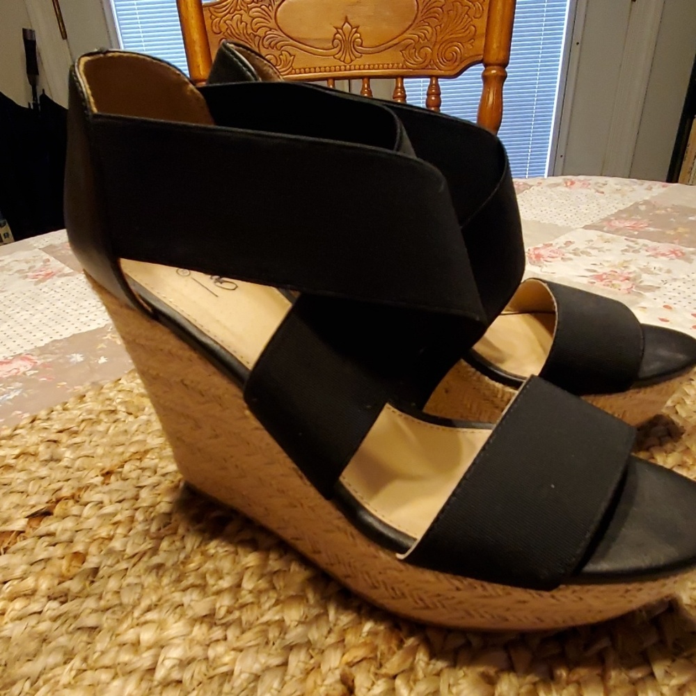 Mossimo wedges